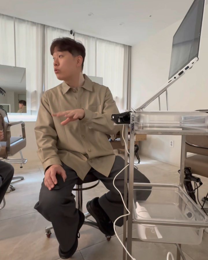 차승수 대표원장이 질문에 답하는 장면